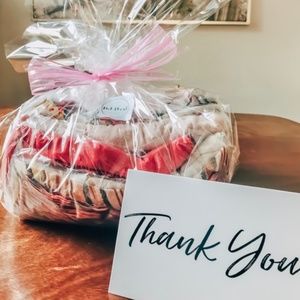 5 LB MYSTERY RESELLER BOX!